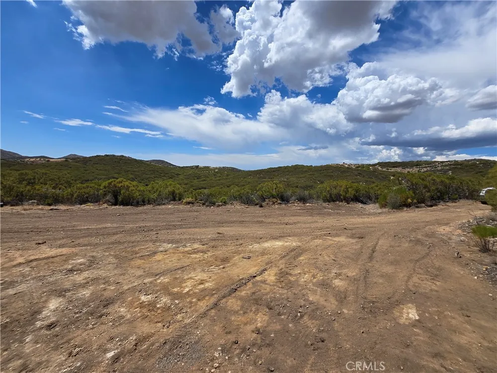 11 Cooper Cienega Truck Trail Anza, CA 92539