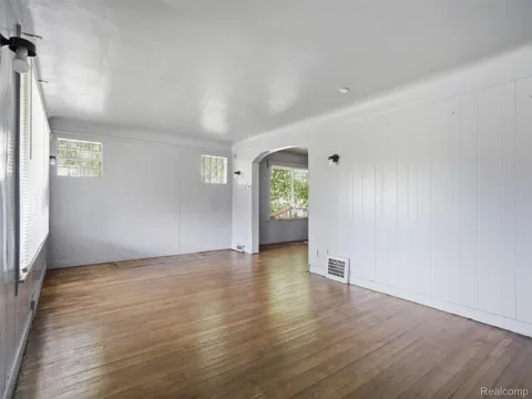 15094 Sorrento Street