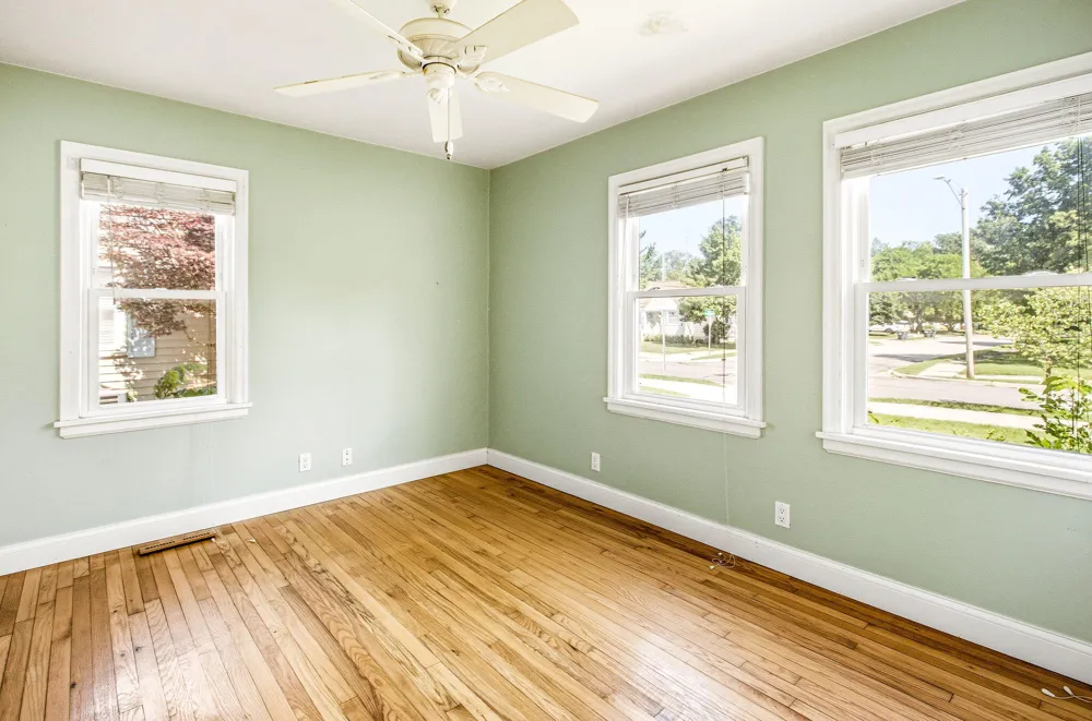 912 Kingsley Avenue St. Joseph, MI 49085