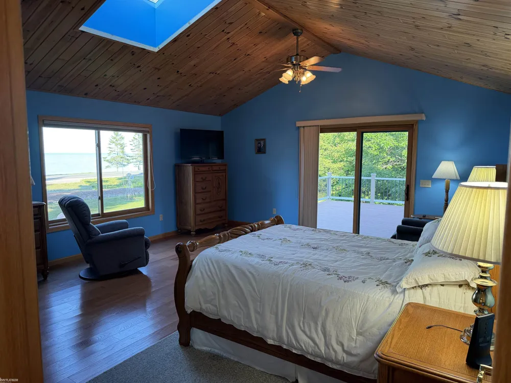 22870 US-23 Highway Millersburg Village, MI 49759
