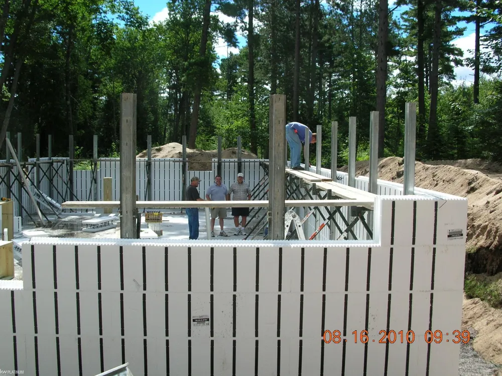 22870 US-23 Highway Millersburg Village, MI 49759