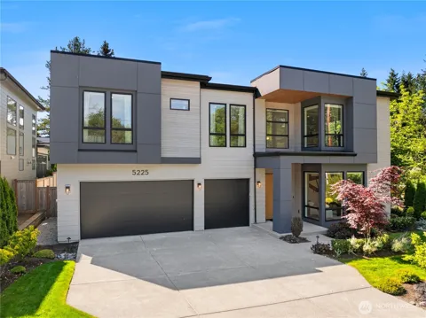 5225 114th Ave NE