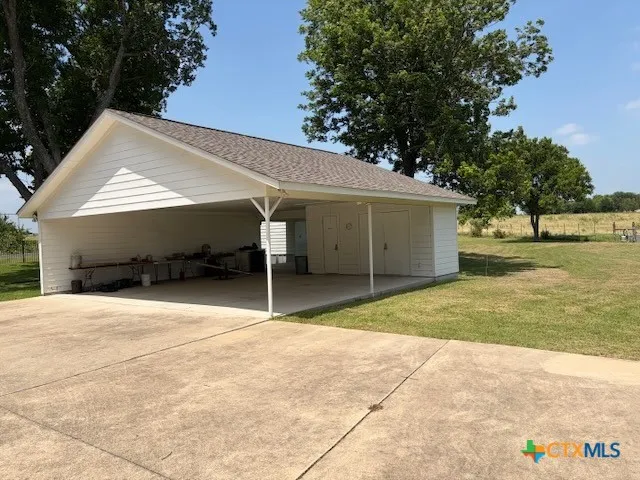 880 County Road 311 Road Jarrell, TX 76537