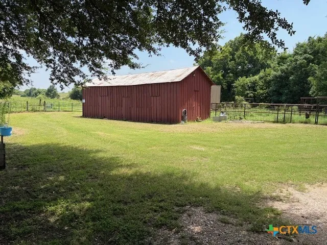 880 County Road 311 Road Jarrell, TX 76537