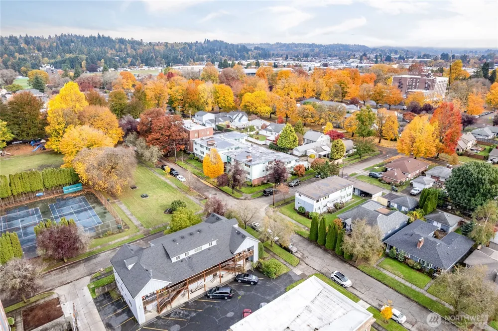 1408 20th Avenue #B-1 Longview, WA 98632