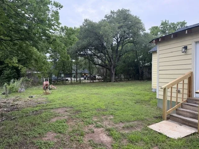 405 E Evans Street Hearne, TX 77859