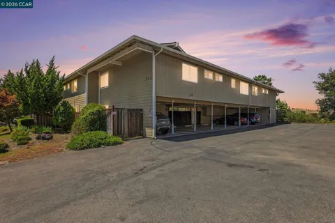 1965 Ascot Dr #6