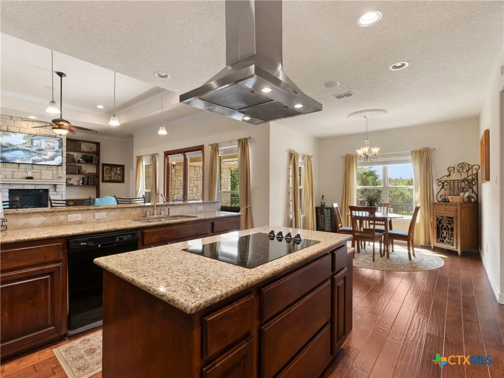 1041 Spanish Trail New Braunfels, TX 78132