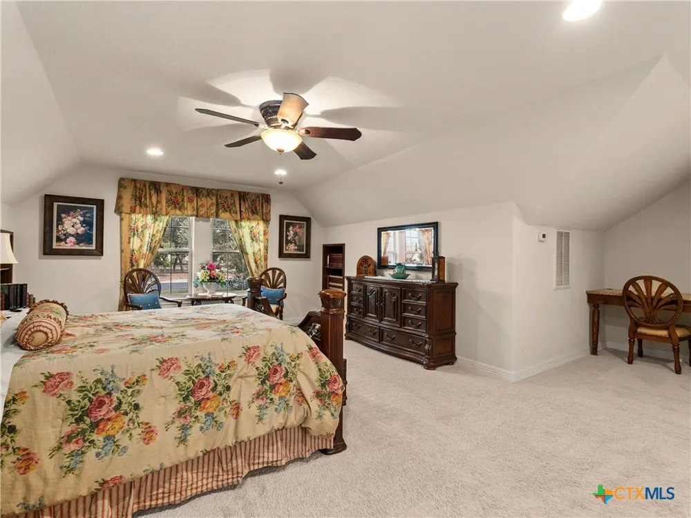 1041 Spanish Trail New Braunfels, TX 78132