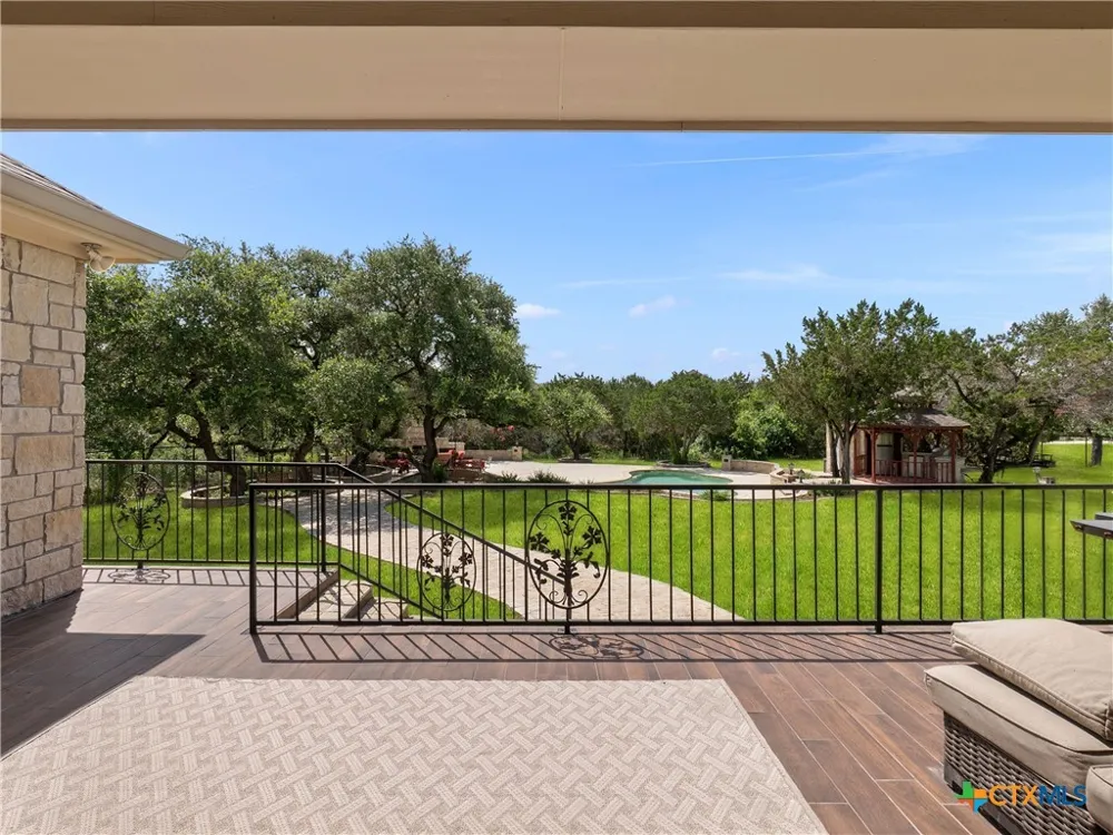 1041 Spanish Trail New Braunfels, TX 78132