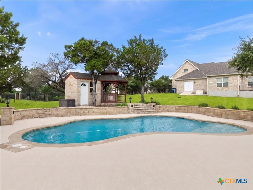 1041 Spanish Trail New Braunfels, TX 78132