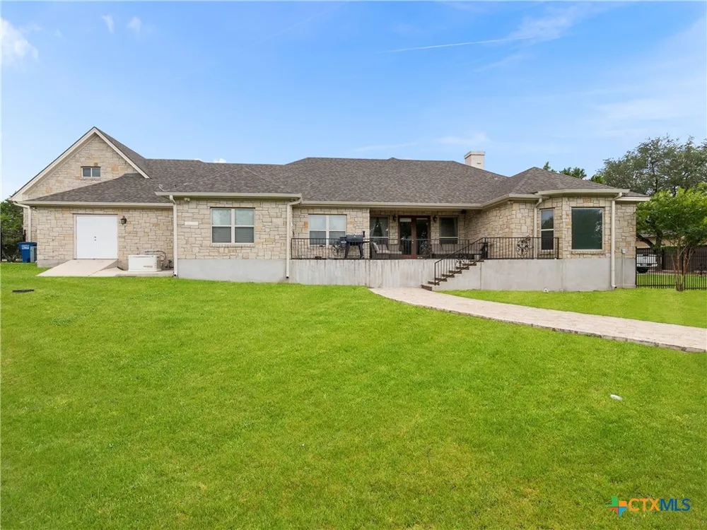 1041 Spanish Trail New Braunfels, TX 78132