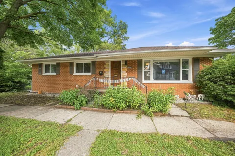 204 Edgewood Place Place