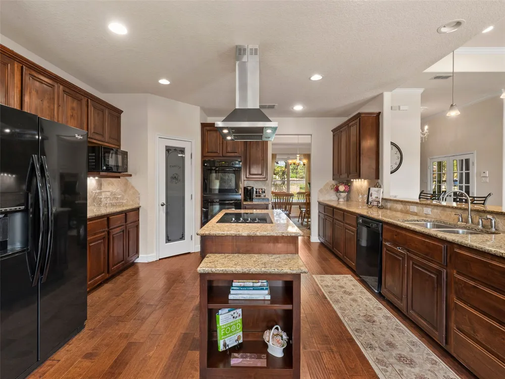 1041 Spanish Trail New Braunfels, TX 78132