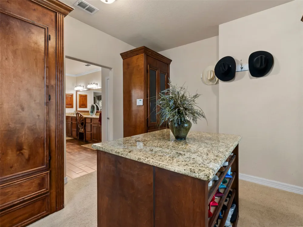 1041 Spanish Trail New Braunfels, TX 78132