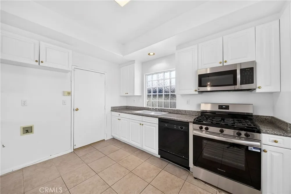 1331 Abraham Terrace Harbor City, CA 90710