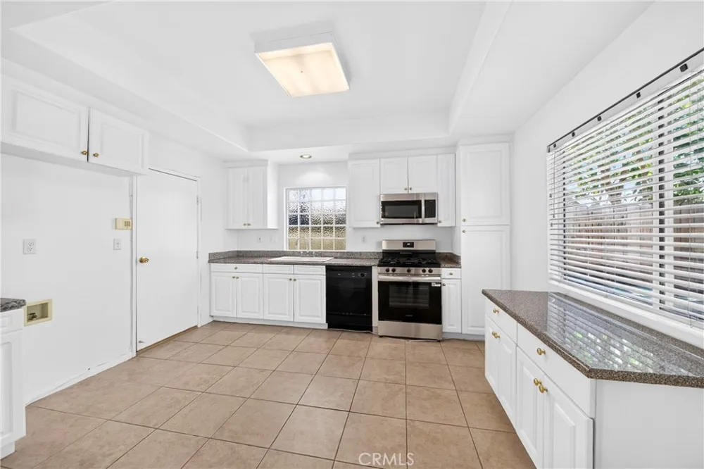1331 Abraham Terrace Harbor City, CA 90710