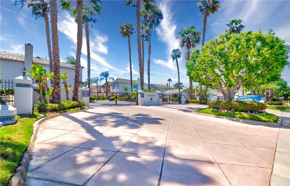 1331 Abraham Terrace Harbor City, CA 90710