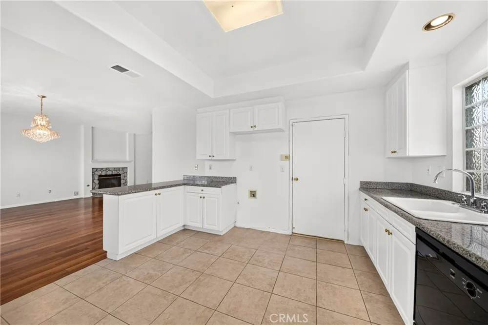 1331 Abraham Terrace Harbor City, CA 90710