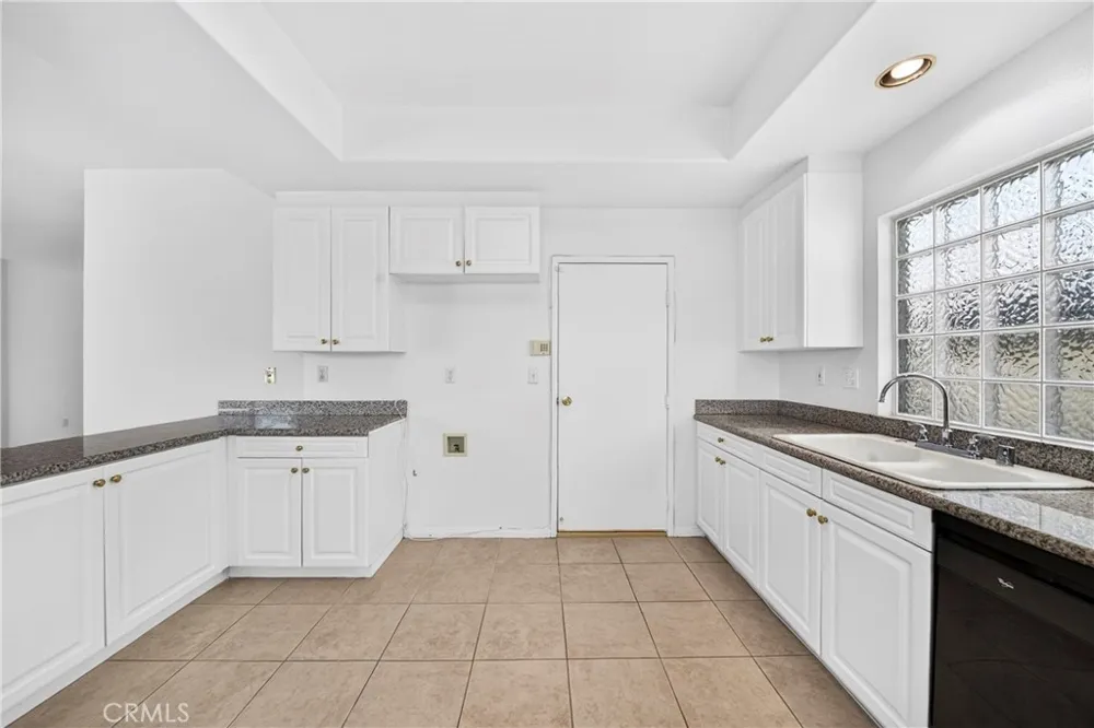 1331 Abraham Terrace Harbor City, CA 90710