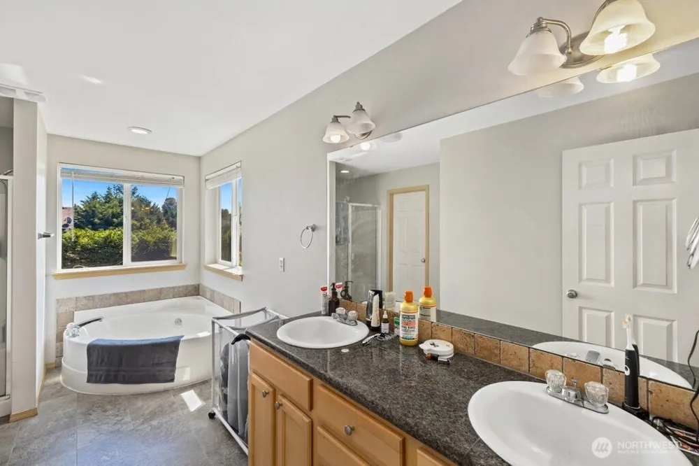 9416 200th Street E Graham, WA 98338
