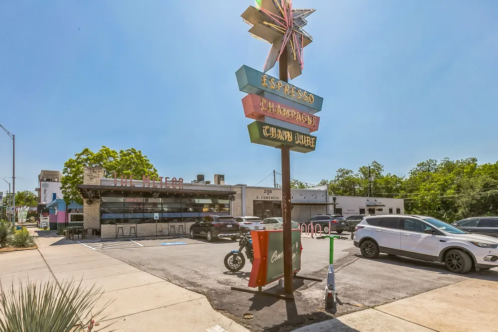 300 Crockett Street #210 Austin, TX 78704