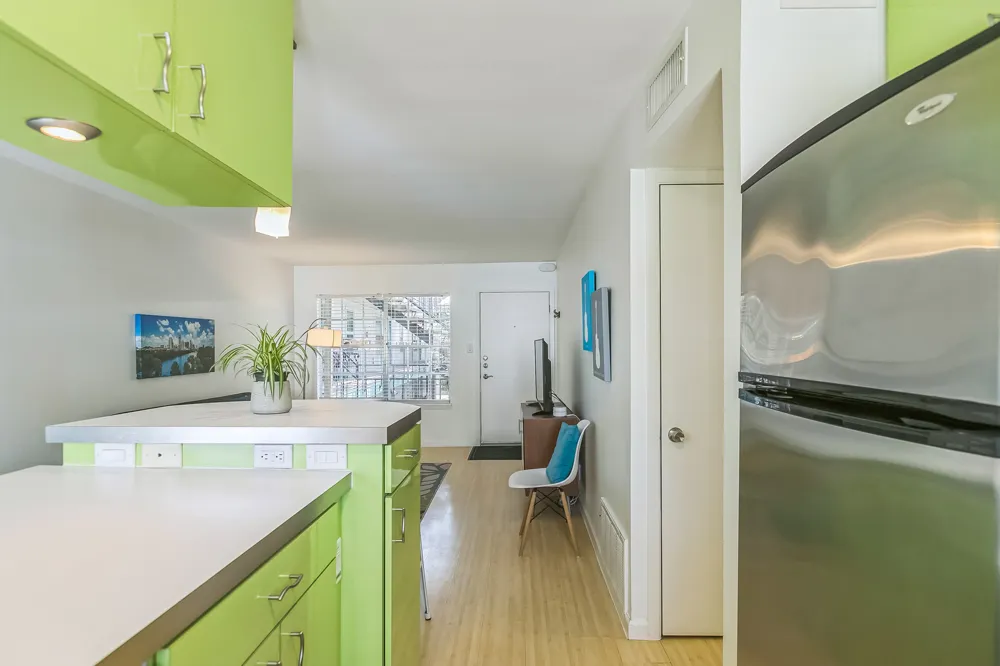 300 Crockett Street #210 Austin, TX 78704
