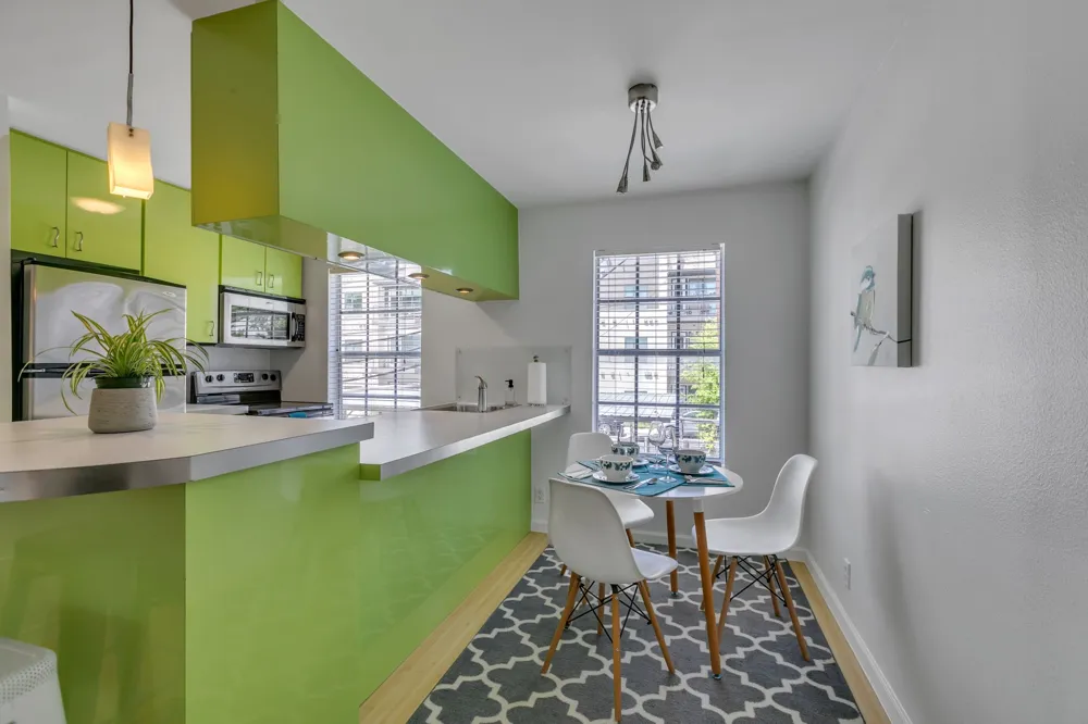 300 Crockett Street #210 Austin, TX 78704