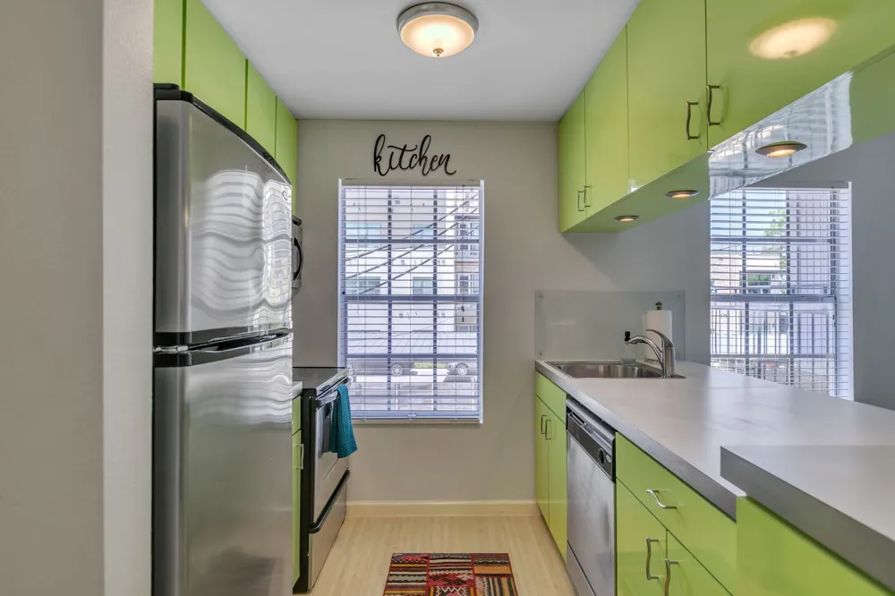 300 Crockett Street #210 Austin, TX 78704