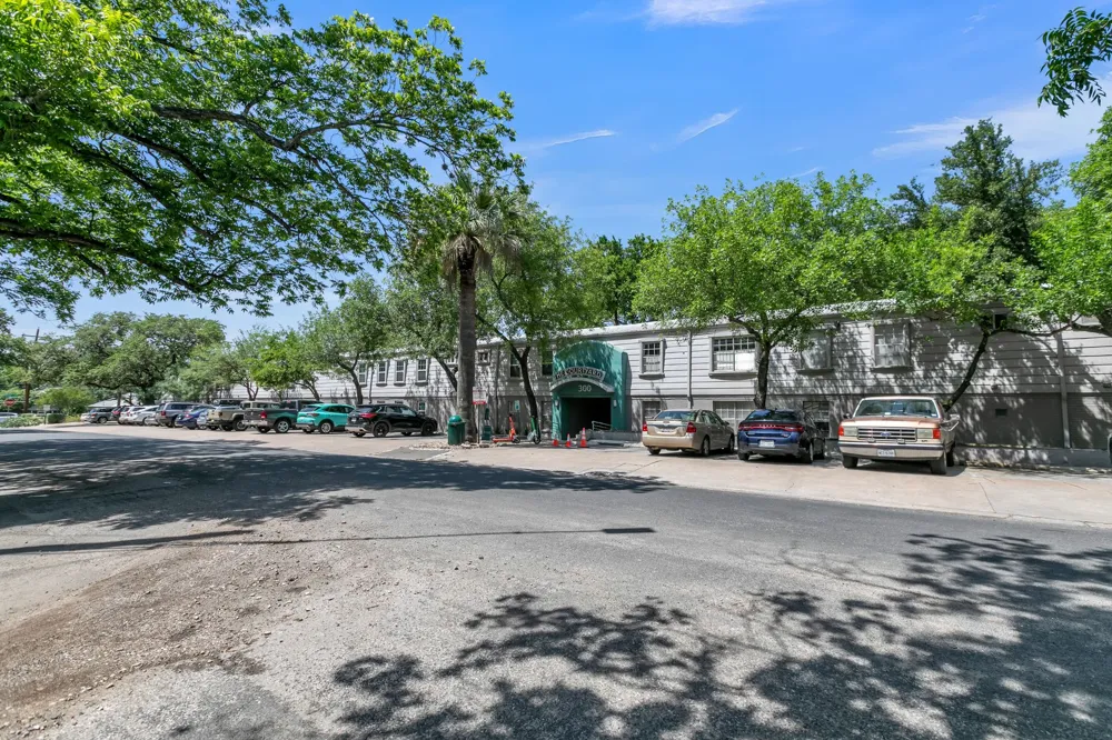 300 Crockett Street #210 Austin, TX 78704