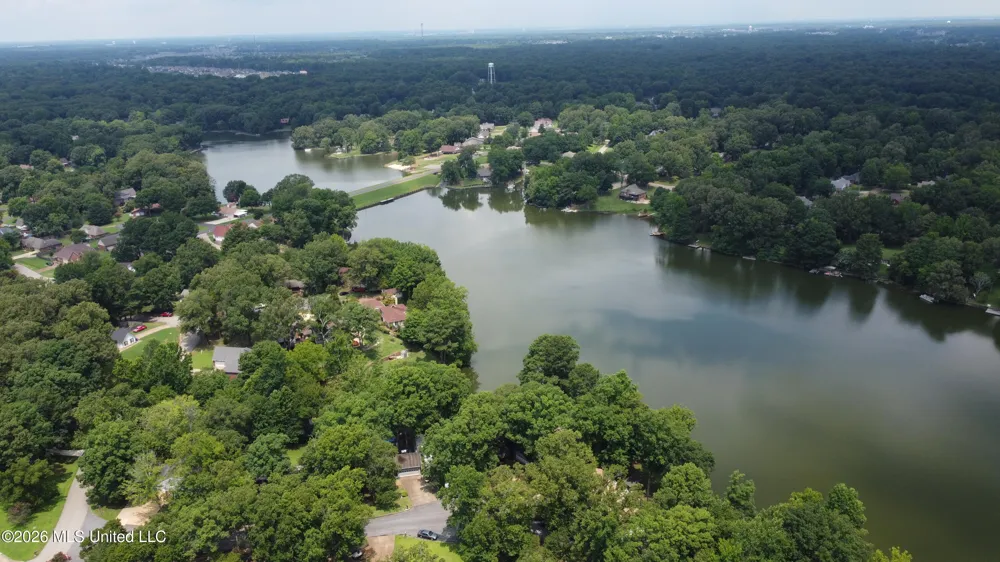 2401 Placid Cove Nesbit, MS 38651