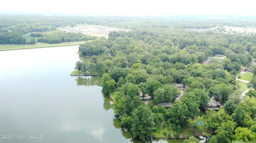 2401 Placid Cove Nesbit, MS 38651