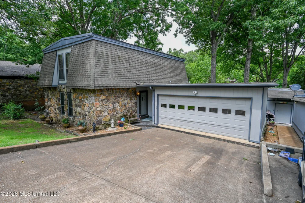 2401 Placid Cove Nesbit, MS 38651