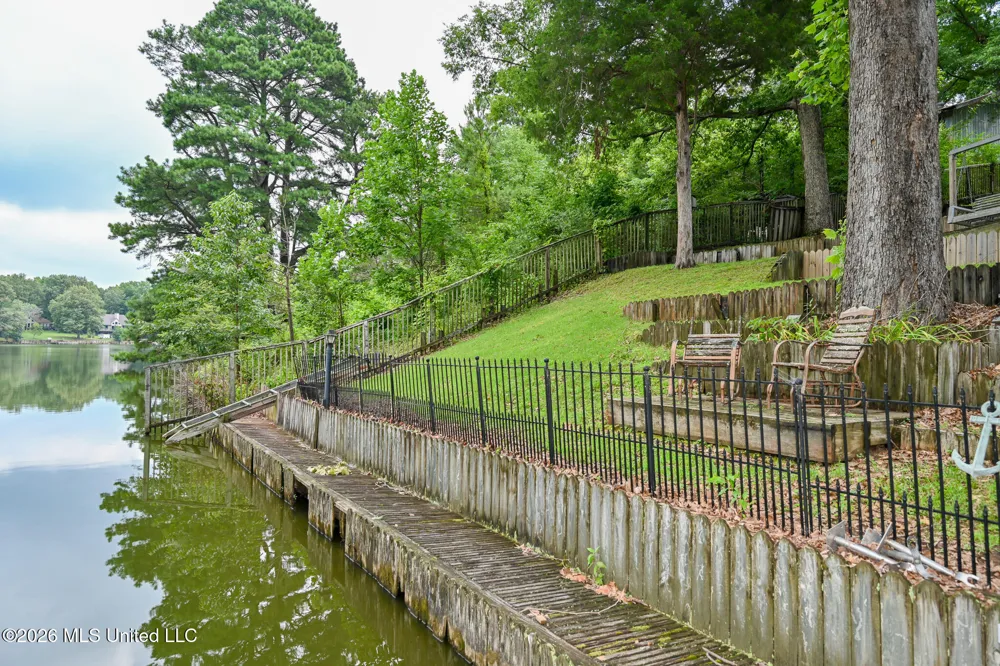 2401 Placid Cove Nesbit, MS 38651