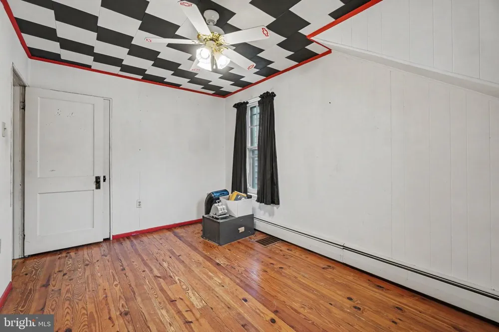 209 MAIN STREET Lykens, PA 17048