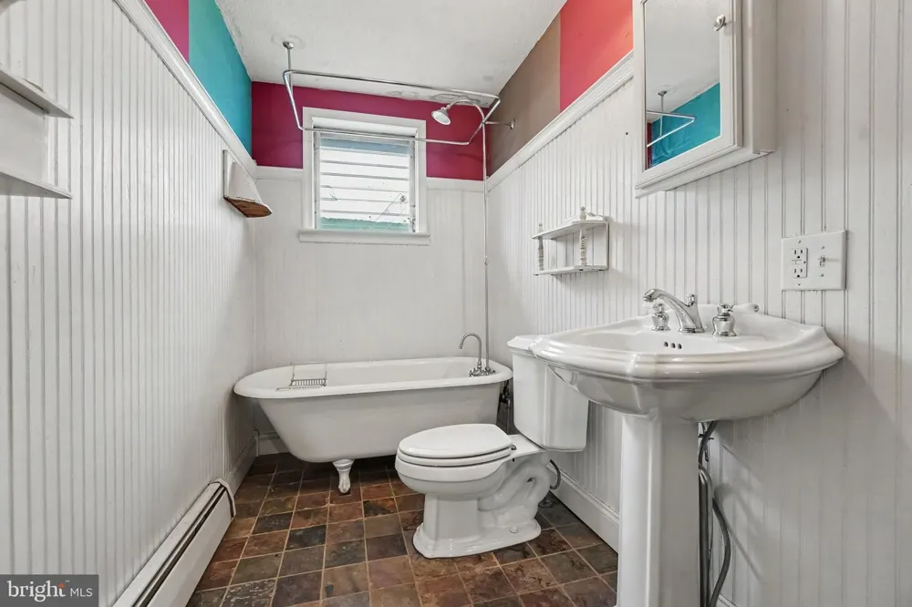 209 MAIN STREET Lykens, PA 17048