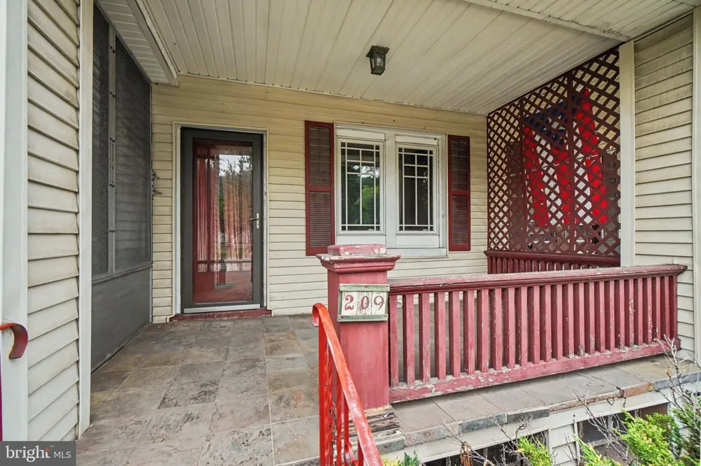 209 MAIN STREET Lykens, PA 17048