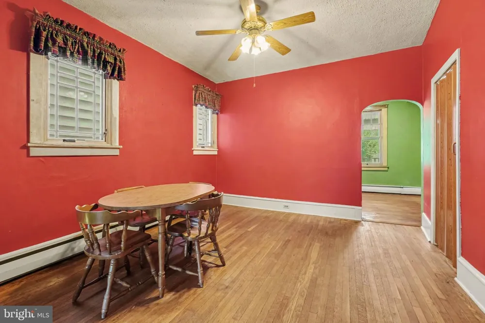 209 MAIN STREET Lykens, PA 17048