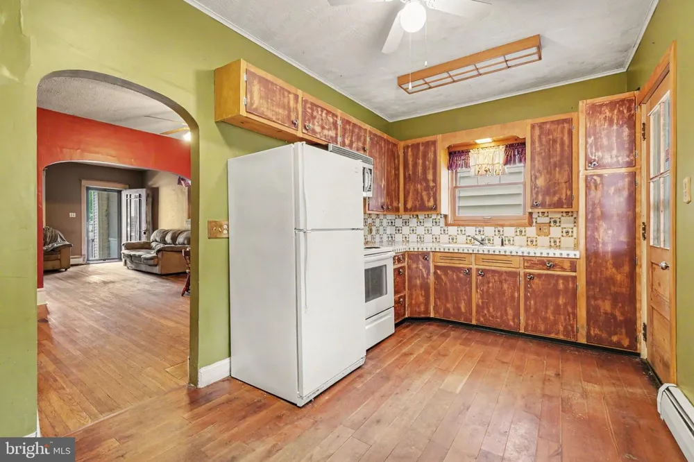 209 MAIN STREET Lykens, PA 17048