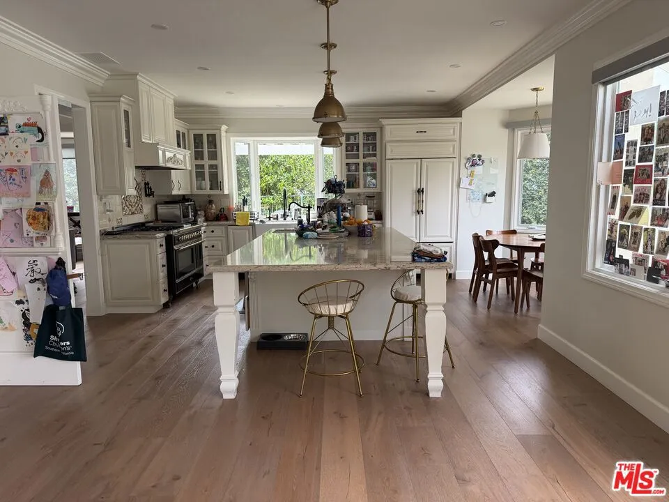 27 Horseshoe Lane Palos Verdes Peninsula, CA 90274