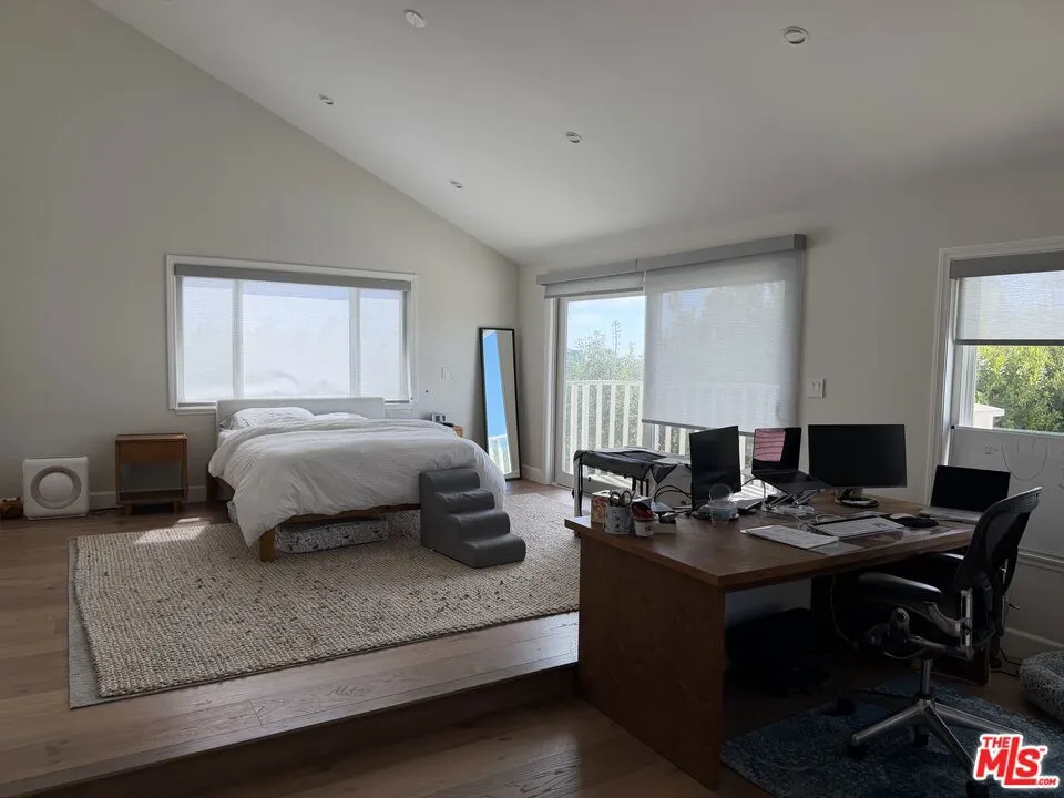 27 Horseshoe Lane Palos Verdes Peninsula, CA 90274