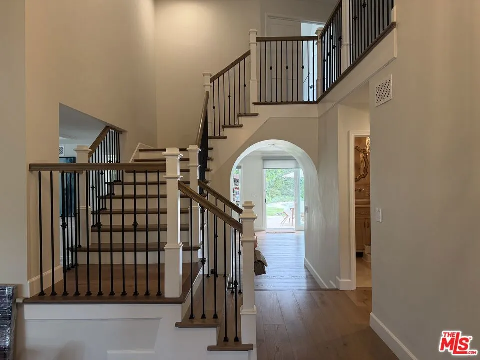 27 Horseshoe Lane Palos Verdes Peninsula, CA 90274