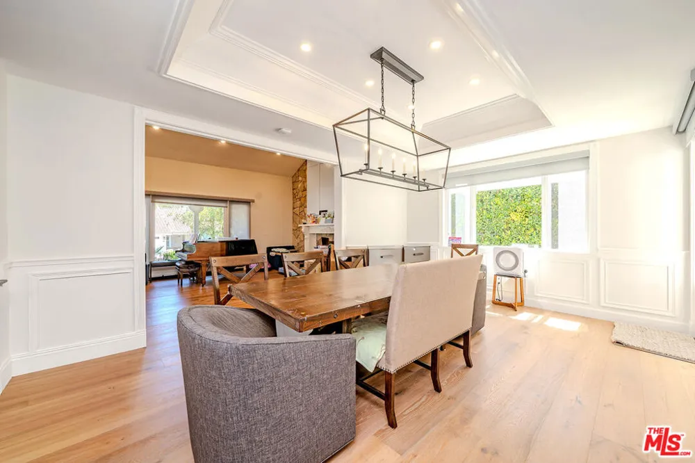 27 Horseshoe Lane Palos Verdes Peninsula, CA 90274