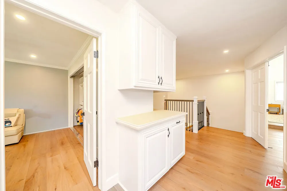 27 Horseshoe Lane Palos Verdes Peninsula, CA 90274
