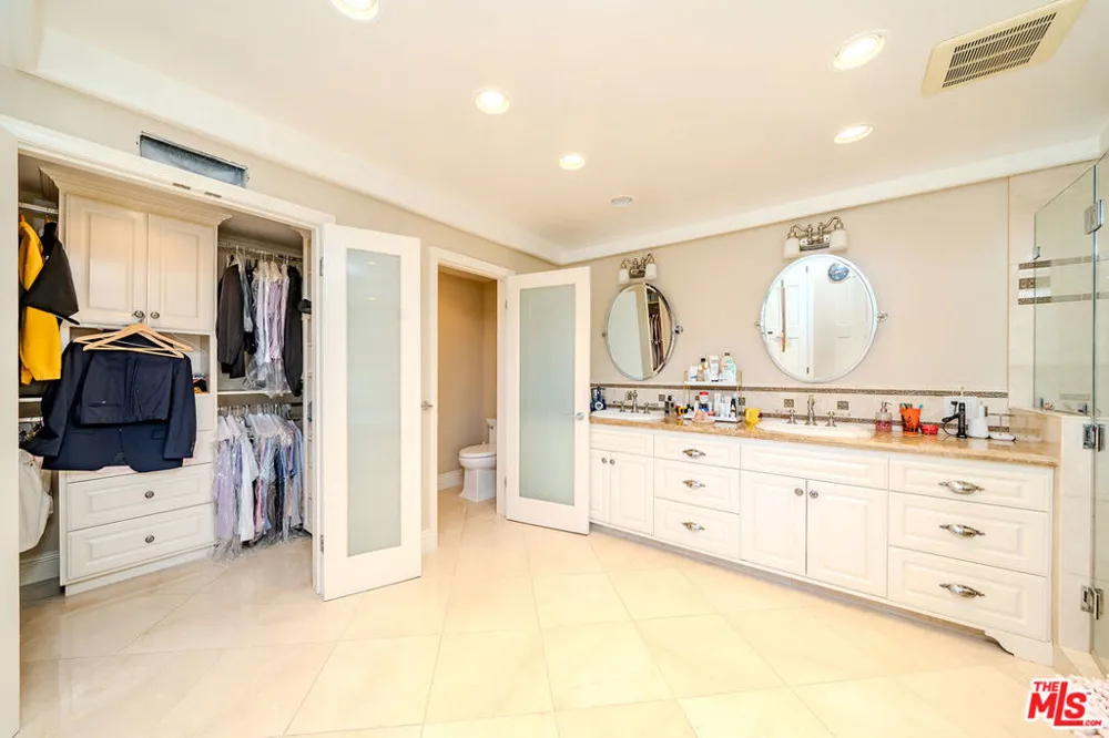 27 Horseshoe Lane Palos Verdes Peninsula, CA 90274
