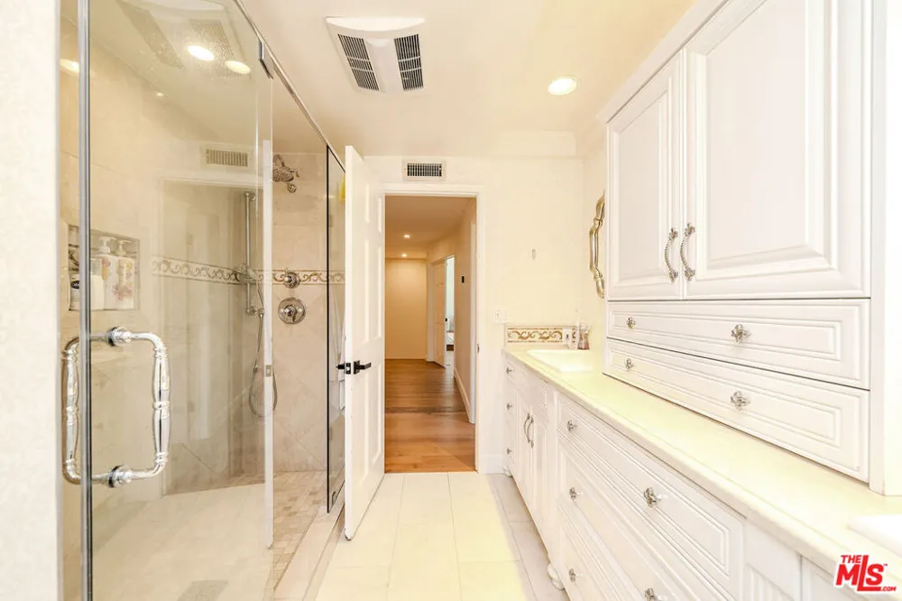 27 Horseshoe Lane Palos Verdes Peninsula, CA 90274