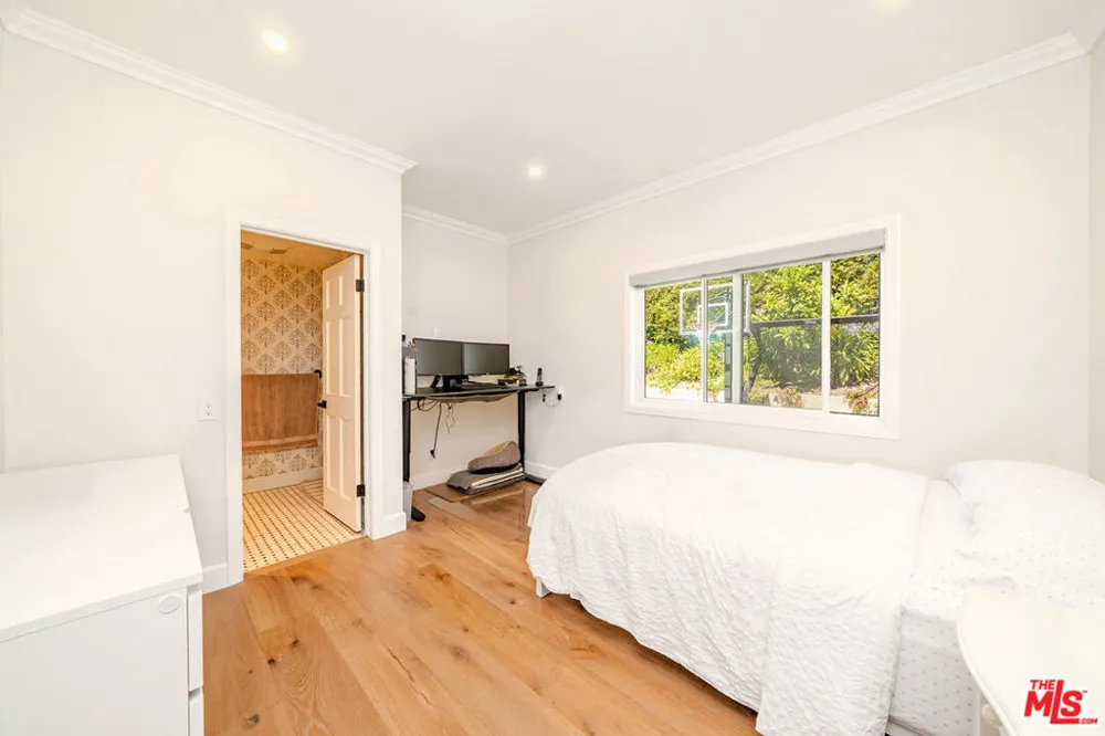 27 Horseshoe Lane Palos Verdes Peninsula, CA 90274