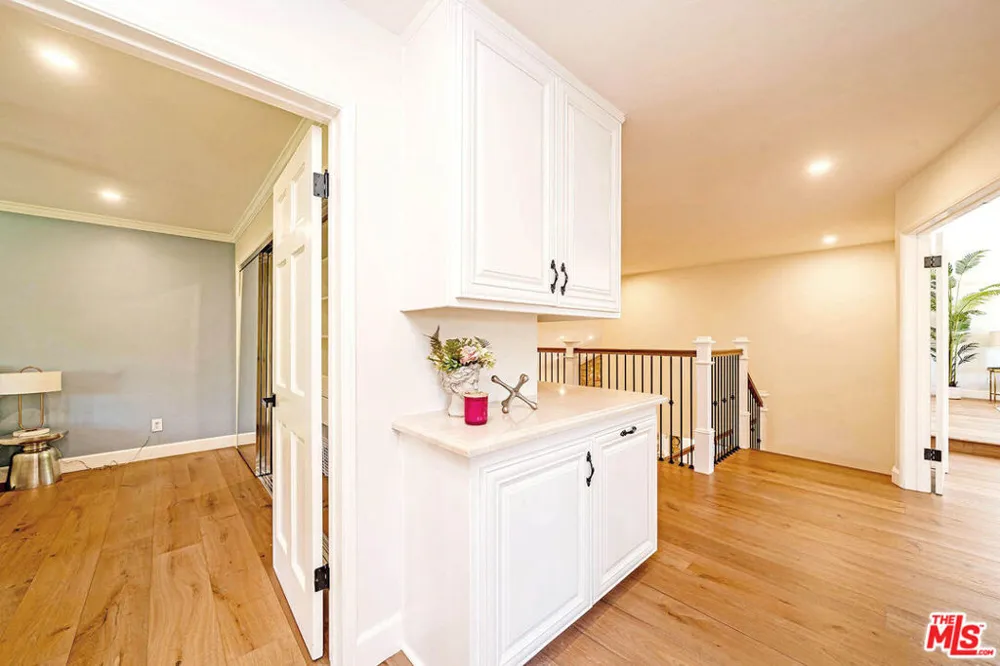 27 Horseshoe Lane Palos Verdes Peninsula, CA 90274