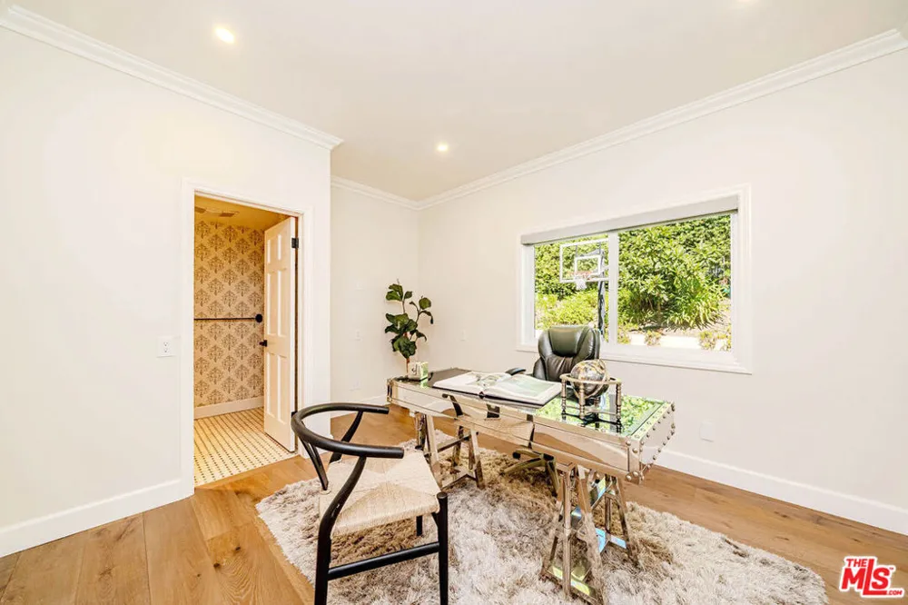 27 Horseshoe Lane Palos Verdes Peninsula, CA 90274