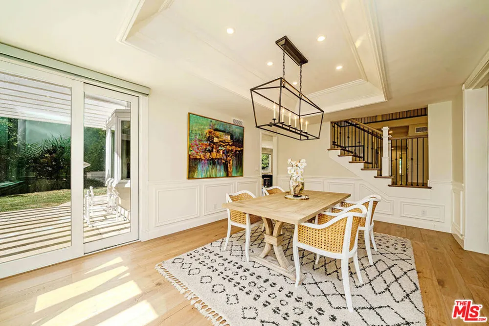 27 Horseshoe Lane Palos Verdes Peninsula, CA 90274